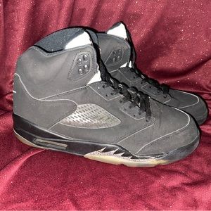Old used Jordan 5’s